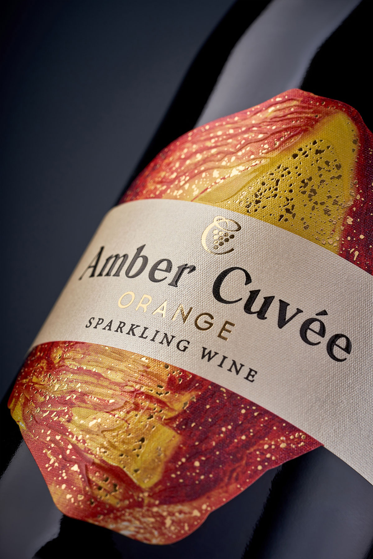 石化树脂图案的Amber Cuvee起泡酒品牌包装设计案例