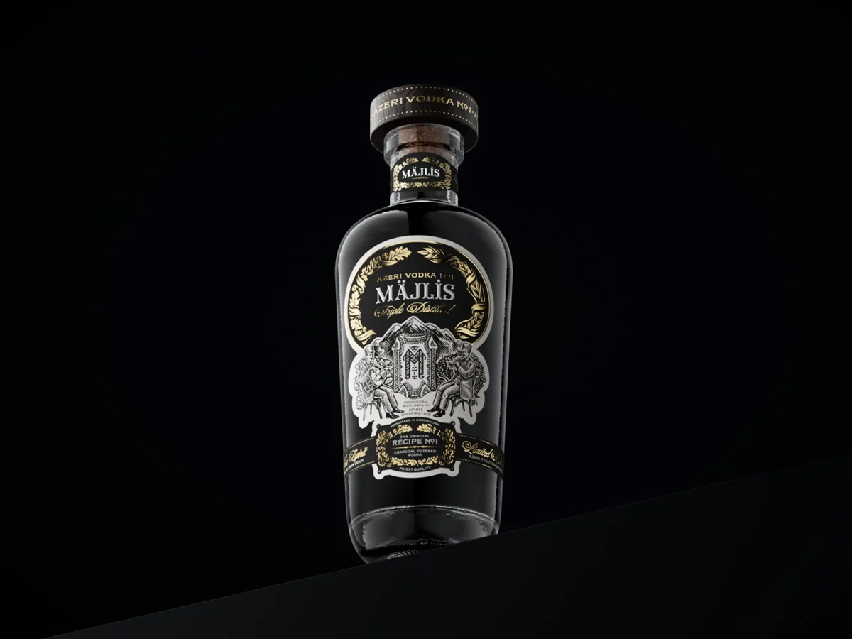 MÄJLIS杜松子酒