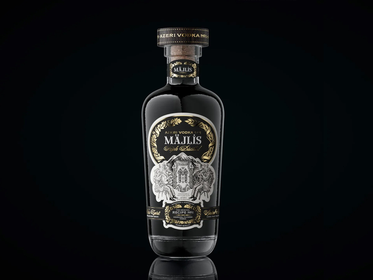 MÄJLIS杜松子酒