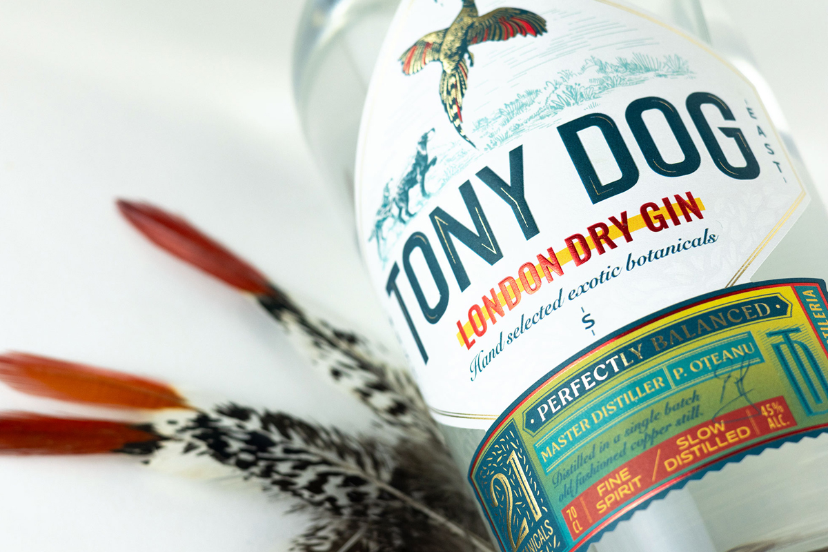 TONY DOG杜松子酒包装设计