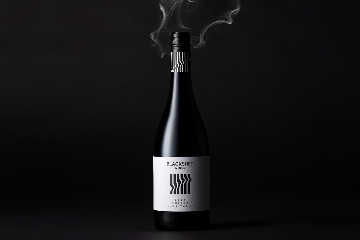 BLACK SHED葡萄酒包装设计